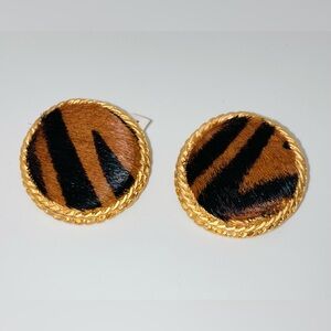 NWT JILBARI Gold 1980s Earrings